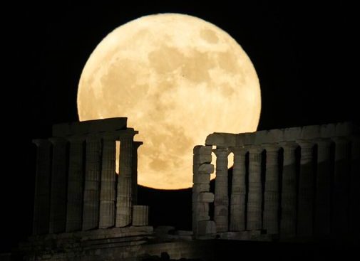Πανσέληνος στον Αιγόκερω 22 Ιουνίου 2024